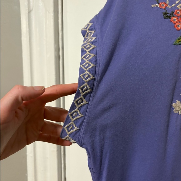 Johnny Was light purple Josephine relaxed Floral Embroidered Short Sleeve Top - Picture 4 of 10